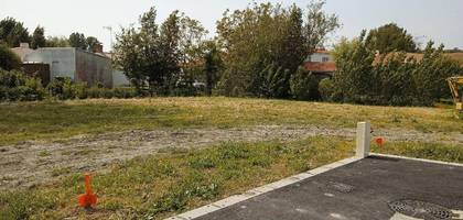 Terrain à La Plaine-sur-Mer en Loire-Atlantique (44) de 437 m² à vendre au prix de 168245€