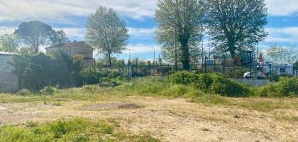 Terrain à Générac en Gard (30) de 492 m² à vendre au prix de 139900€