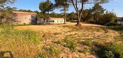 Terrain à Longeville-sur-Mer en Vendée (85) de 295 m² à vendre au prix de 81500€