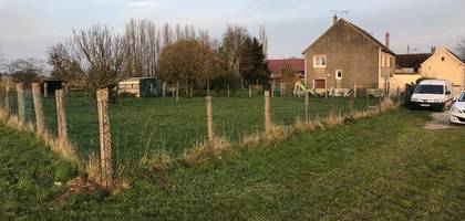 Terrain à Meaux en Seine-et-Marne (77) de 515 m² à vendre au prix de 93500€
