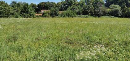 Terrain à Biozat en Allier (03) de 1056 m² à vendre au prix de 44000€