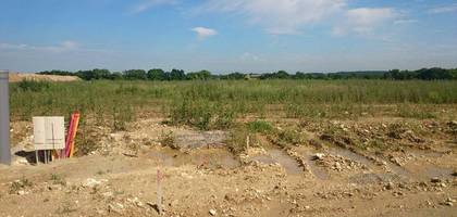 Terrain à Rozay-en-Brie en Seine-et-Marne (77) de 300 m² à vendre au prix de 79000€