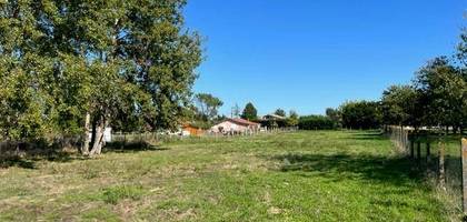 Terrain à Saint-André-de-Cubzac en Gironde (33) de 800 m² à vendre au prix de 110000€