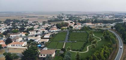 Terrain à Sainte-Soulle en Charente-Maritime (17) de 469 m² à vendre au prix de 125000€