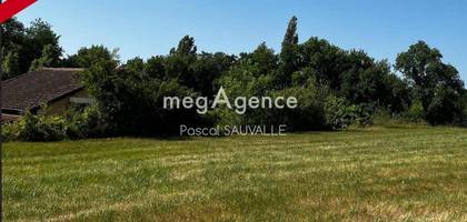 Terrain à Lisle en Dordogne (24) de 1760 m² à vendre au prix de 21500€