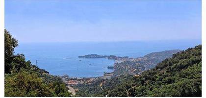 Terrain à Villefranche-sur-Mer en Alpes-Maritimes (06) de 4337 m² à vendre au prix de 4500000€