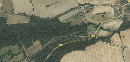 Terrain à Bellenaves en Allier (03) de 5470 m² à vendre au prix de 11000€