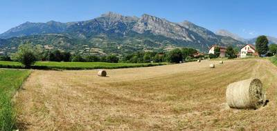 Terrain à Saint-Léger-les-Mélèzes en Hautes-Alpes (05) de 575 m² à vendre au prix de 95000€ - 1