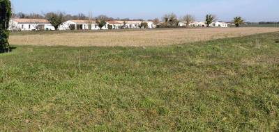 Terrain à Saint-Porchaire en Charente-Maritime (17) de 548 m² à vendre au prix de 53700€ - 1