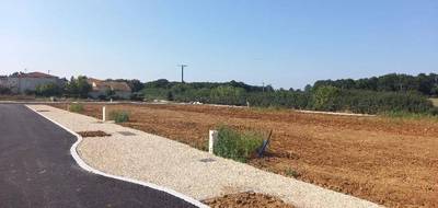 Terrain à Roullet-Saint-Estèphe en Charente (16) de 601 m² à vendre au prix de 49000€ - 1