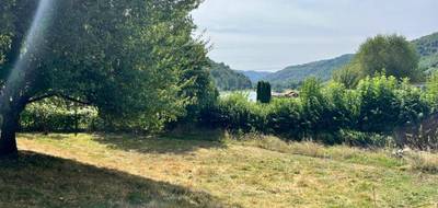 Terrain à Lascelle en Cantal (15) de 766 m² à vendre au prix de 35000€ - 1