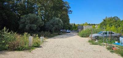 Terrain à Orgon en Bouches-du-Rhône (13) de 367 m² à vendre au prix de 118000€ - 2