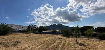 Terrain à Roquebrune-sur-Argens en Var (83) de 948 m² à vendre au prix de 340000€ - 3