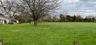 Terrain à Luchat en Charente-Maritime (17) de 772 m² à vendre au prix de 41828€ - 1