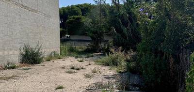 Terrain à Velaux en Bouches-du-Rhône (13) de 238 m² à vendre au prix de 176000€ - 3