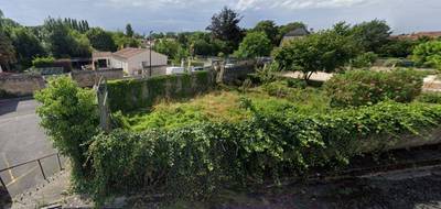 Terrain à Pons en Charente-Maritime (17) de 300 m² à vendre au prix de 14500€ - 1