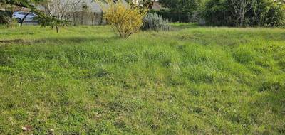 Terrain et maison à Loches en Indre-et-Loire (37) de 740 m² à vendre au prix de 176235€ - 3