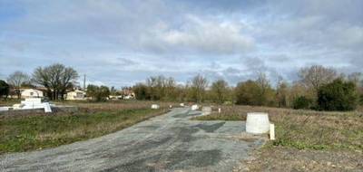 Terrain à Loire-les-Marais en Charente-Maritime (17) de 646 m² à vendre au prix de 99450€ - 1