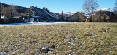 Terrain à Chabottes en Hautes-Alpes (05) de 400 m² à vendre au prix de 62600€ - 1