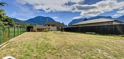 Terrain à Cluses en Haute-Savoie (74) de 682 m² à vendre au prix de 180000€ - 4