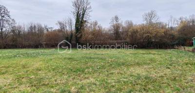 Terrain à Montfort-sur-Risle en Eure (27) de 2209 m² à vendre au prix de 25500€ - 1