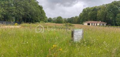 Terrain à Écuras en Charente (16) de 3500 m² à vendre au prix de 34000€ - 1