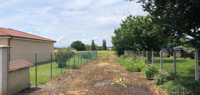 Terrain à Maringues en Puy-de-Dôme (63) de 1885 m² à vendre au prix de 64000€ - 3