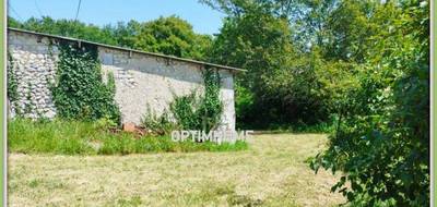 Terrain à Chalais en Charente (16) de 2570 m² à vendre au prix de 26000€ - 3