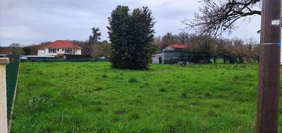 Terrain à Gençay en Vienne (86) de 1885 m² à vendre au prix de 29900€ - 3