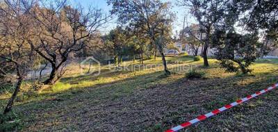 Terrain à Castillon-du-Gard en Gard (30) de 580 m² à vendre au prix de 125000€ - 1