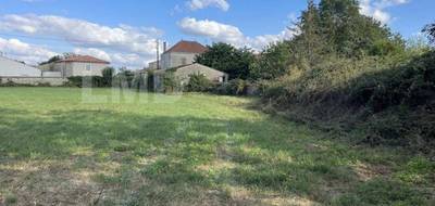 Terrain à Villeneuve-la-Comtesse en Charente-Maritime (17) de 3000 m² à vendre au prix de 39000€ - 2