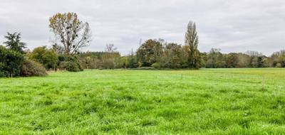 Terrain à Chepniers en Charente-Maritime (17) de 3600 m² à vendre au prix de 74000€ - 2