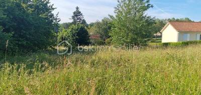 Terrain à La Douze en Dordogne (24) de 3410 m² à vendre au prix de 56000€ - 3