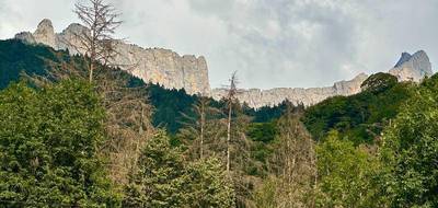 Terrain à Magland en Haute-Savoie (74) de 1559 m² à vendre au prix de 169000€ - 1