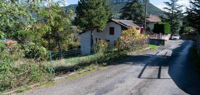 Terrain à Millau en Aveyron (12) de 1764 m² à vendre au prix de 114000€ - 2