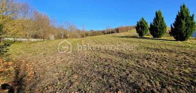 Terrain à Issoire en Puy-de-Dôme (63) de 2944 m² à vendre au prix de 269000€ - 4