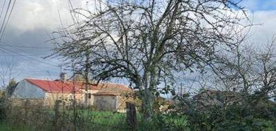 Terrain à Dignac en Charente (16) de 1102 m² à vendre au prix de 28000€ - 2