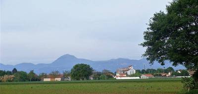 Terrain à Maringues en Puy-de-Dôme (63) de 1885 m² à vendre au prix de 64000€ - 2