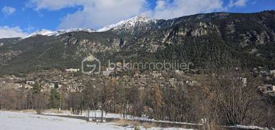 Terrain à Briançon en Hautes-Alpes (05) de 739 m² à vendre au prix de 225000€ - 2