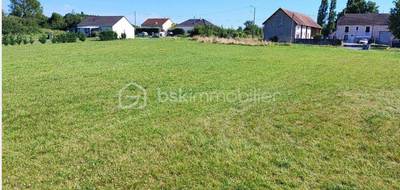 Terrain à La Guerche-sur-l'Aubois en Cher (18) de 1502 m² à vendre au prix de 27500€ - 3