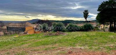 Terrain à Péret en Hérault (34) de 985 m² à vendre au prix de 156000€ - 2