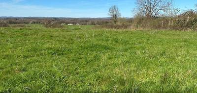 Terrain à Thiviers en Dordogne (24) de 2500 m² à vendre au prix de 27000€ - 2