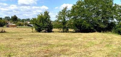 Terrain à Mussidan en Dordogne (24) de 2662 m² à vendre au prix de 28000€ - 1