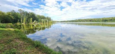 Terrain à Charette-Varennes en Saône-et-Loire (71) de 240000 m² à vendre au prix de 330000€ - 2