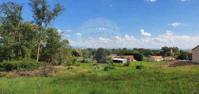 Terrain à Montpensier en Puy-de-Dôme (63) de 1627 m² à vendre au prix de 62000€ - 1
