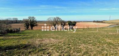 Terrain à Claix en Charente (16) de 5751 m² à vendre au prix de 93000€ - 1