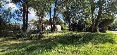 Terrain à Saint-Sulpice-de-Royan en Charente-Maritime (17) de 575 m² à vendre au prix de 149900€ - 2